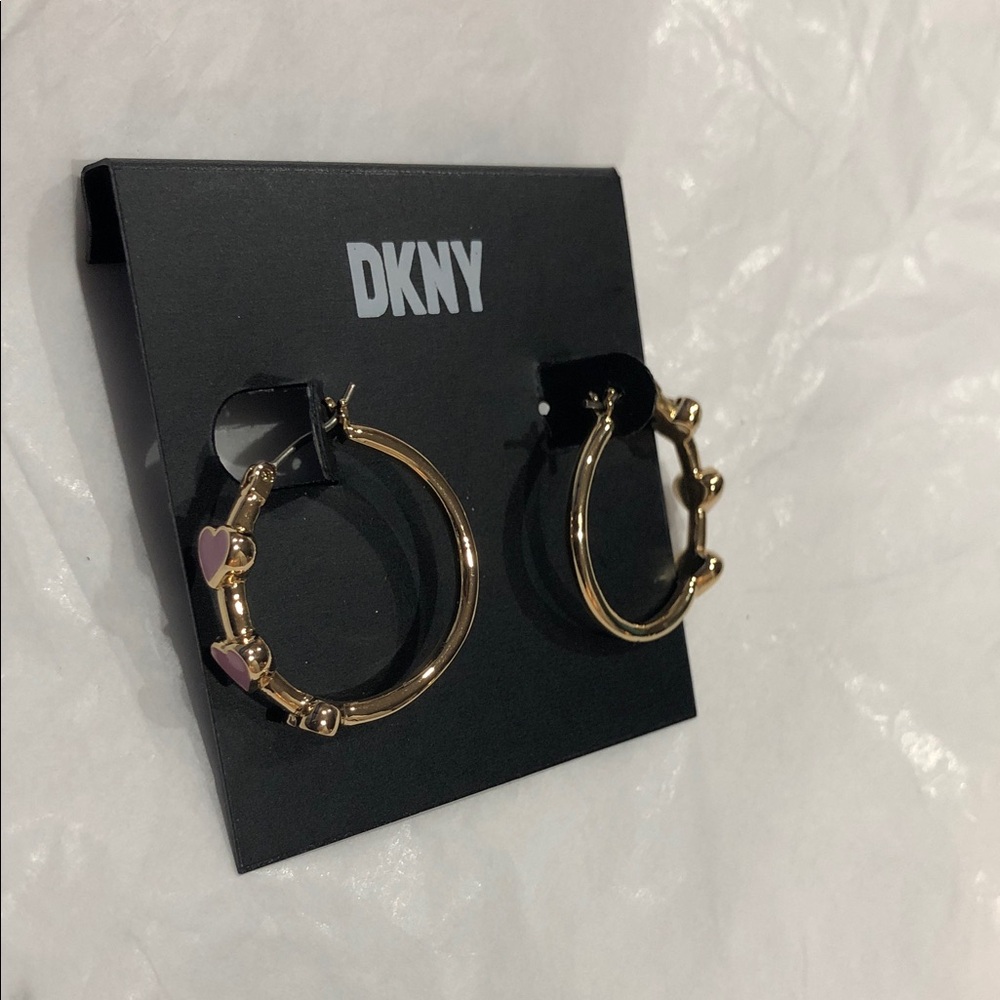 DKNY gold tone pink hearts adorned mini hoop earrings‎ new